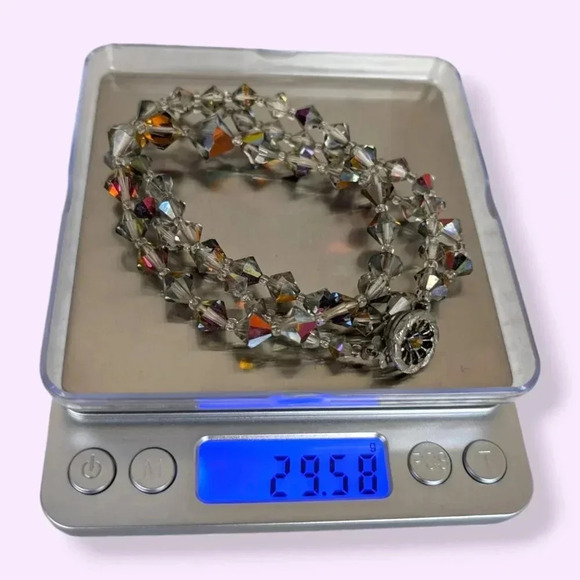 V. Conical AB Crystal Necklace - Picture 5 of 5